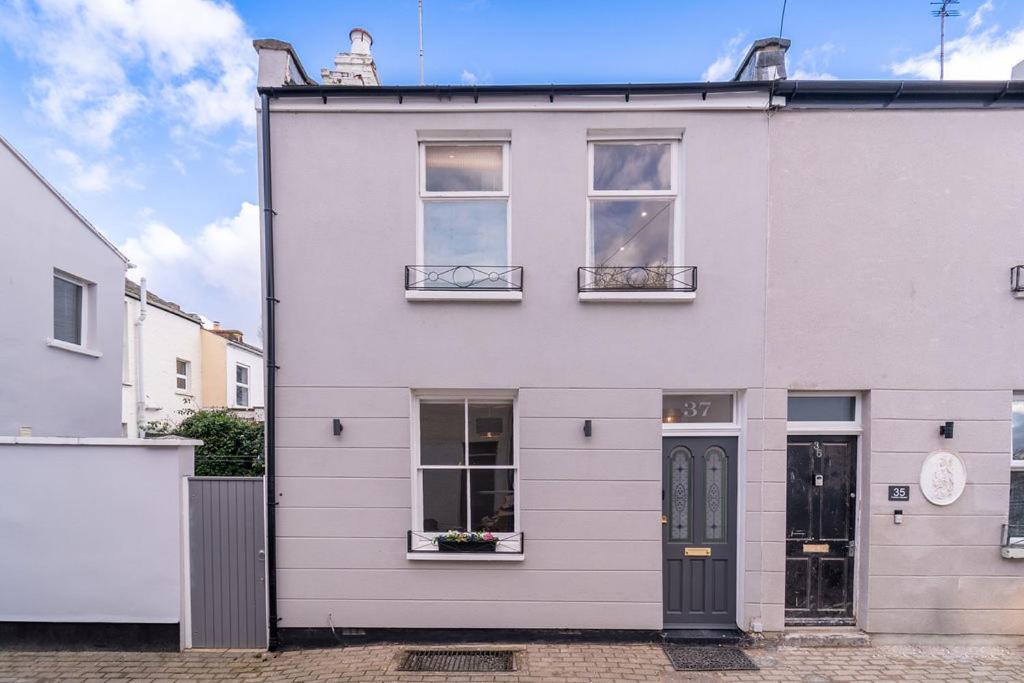 Elegant 3 Bedroom Home In The Centre Of Cheltenham Exteriör bild